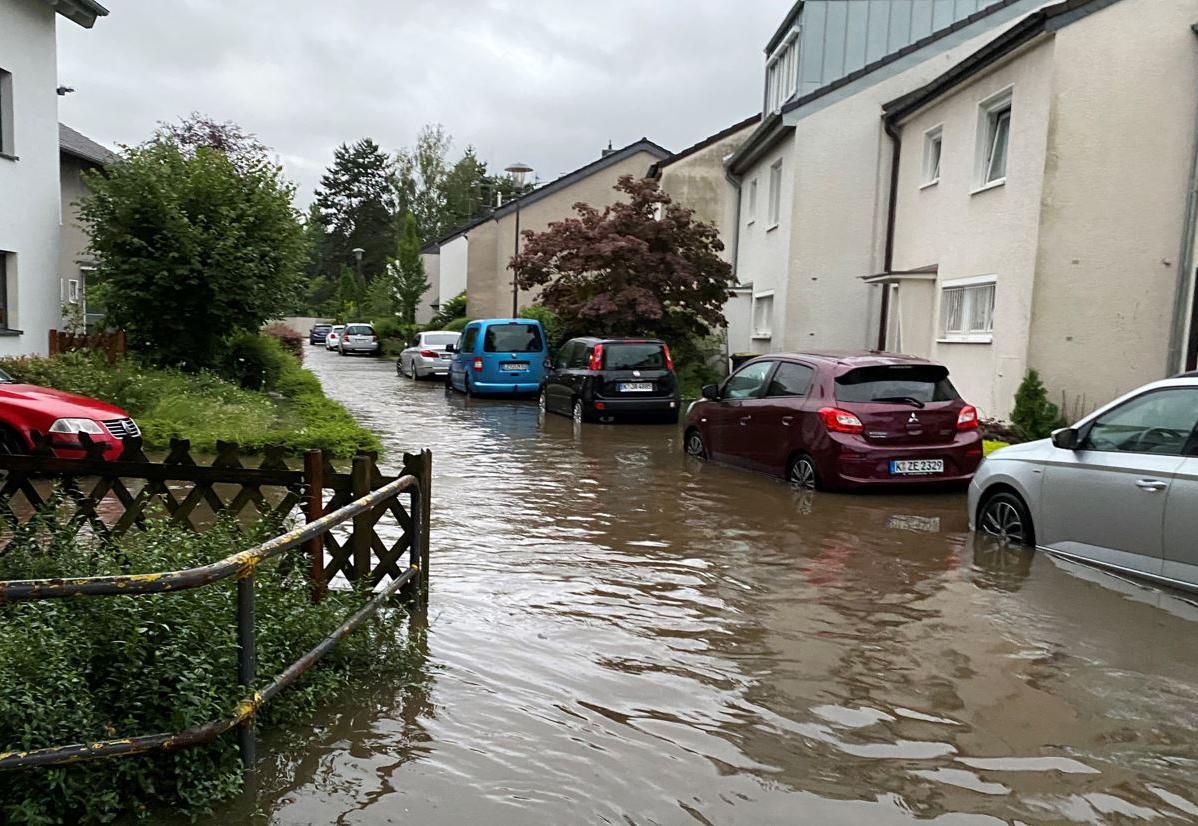 Hochwasser_Duennwald_Durginweg