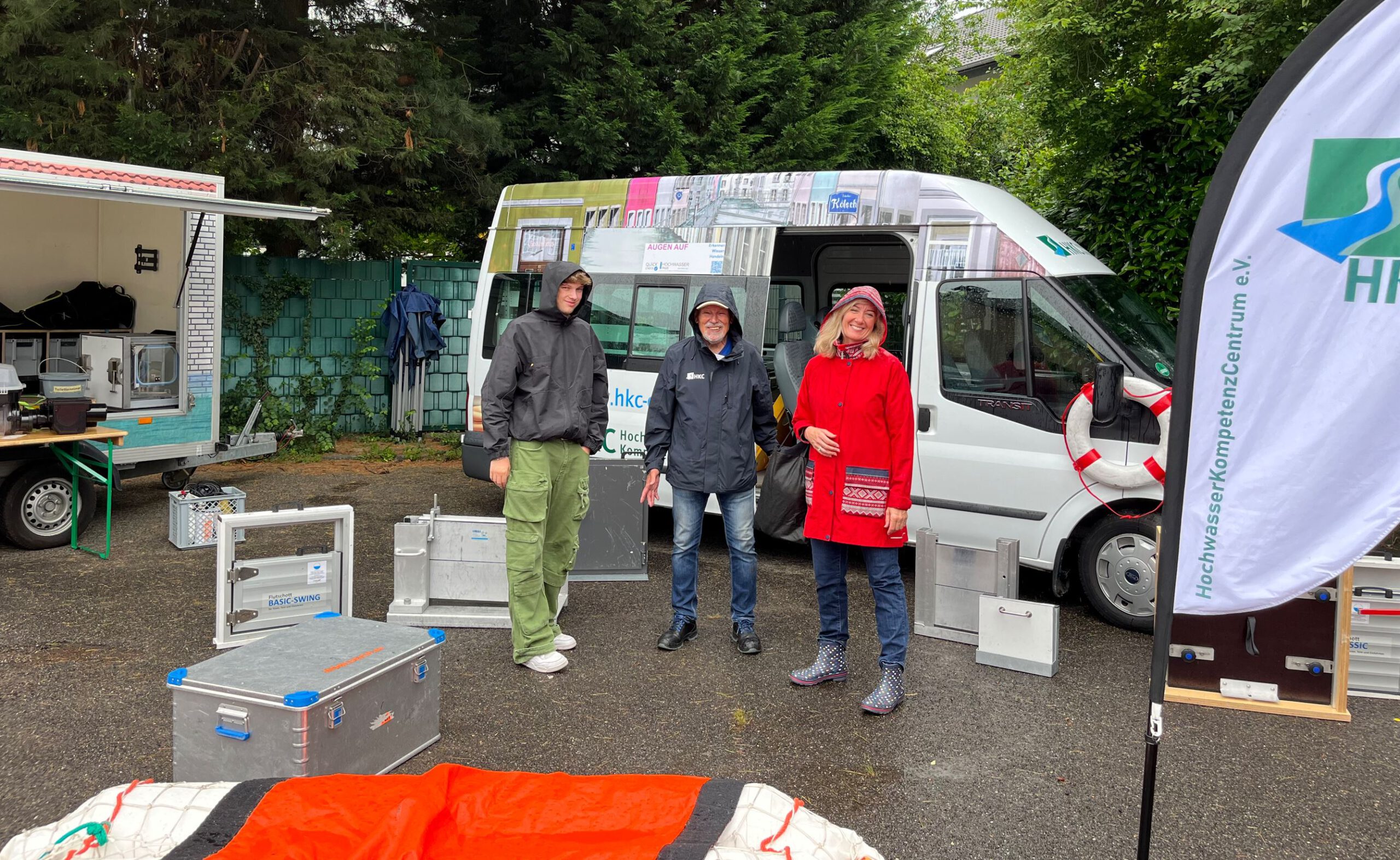 Infomobil des Hochwasser-KompetenzCentrums Köln in Dünnwald